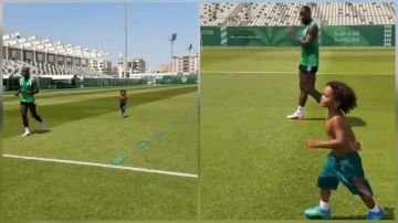 توني يتدرب في مقر الأهلي برفقة ابنه .. فيديو توني يتدرب في مقر الأهلي برفقة ابنه .. فيديو