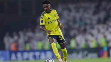 آلام الركبة تؤجل عودة راكان الغامدي لتدريبات النصر