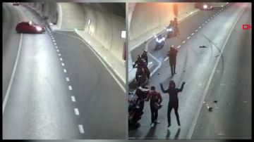 أم تشهد مصرع زوجها وإصابة نجلها في حادث مروع داخل نفق بتركيا.. فيديو أم تشهد مصرع زوجها وإصابة نجلها في حادث مروع داخل نفق بتركيا.. فيديو