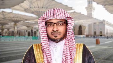 إمام المسجد النبوي: الاستهداف الحوثي للحرمين الشريفين يكشف خواء إيمانيا ومعرفيا ..فيديو إمام المسجد النبوي: الاستهداف الحوثي للحرمين الشريفين يكشف خواء إيمانيا ومعرفيا ..فيديو