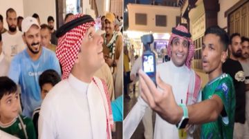 محبة الناس رزق.. الجماهير الخليجية تحيط بالناقد الرياضي عماد السالمي في جدة.. فيديو محبة الناس رزق.. الجماهير الخليجية تحيط بالناقد الرياضي عماد السالمي في جدة.. فيديو