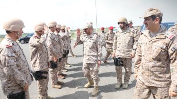 رئيس هيئة الأركان يزور الوحدات العسكرية بالمنطقة الجنوبية ..صور رئيس هيئة الأركان يزور الوحدات العسكرية بالمنطقة الجنوبية ..صور
