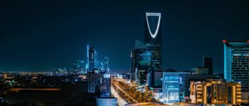 الدفاع المدني: إصابة مواطن بجروح طفيفة إثر سقوط شظايا نتيجة اعتراض صاروخين باليستيين في الرياض الدفاع المدني: إصابة مواطن بجروح طفيفة إثر سقوط شظايا نتيجة اعتراض صاروخين باليستيين في الرياض