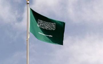 السعودية: لن نسمح بتهديد أمن المملكة أو الملاحة في البحر الأحمر وباب المندب السعودية: لن نسمح بتهديد أمن المملكة أو الملاحة في البحر الأحمر وباب المندب
