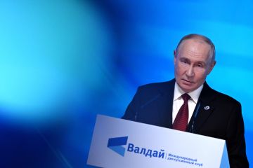 بوتين يرفض وقفا متبادلا للضربات البعيدة المدى مع أوكرانيا بوتين يرفض وقفا متبادلا للضربات البعيدة المدى مع أوكرانيا