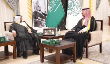 محافظ الطائف يطلع على أعمال جمعية امتداد للتراث والثقافة