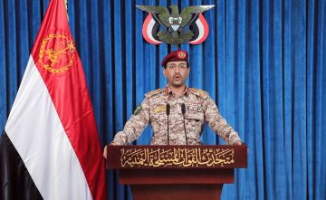 الحوثيون يعلنون استهداف مطار الملك خالد بالرياض مجددا وقاعدة خميس مشيط الحوثيون يعلنون استهداف مطار الملك خالد بالرياض مجددا وقاعدة خميس مشيط