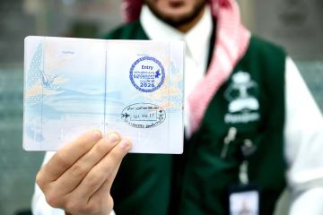 الداخلية تطلق ختما خاصا بمعرض الصقور