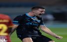 الهلال يسطع بدرا في الخبر وينتزع الصدارة