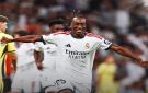بـ10 لاعبين .. ريال مدريد يفوز على فياريال بهدف ديوماندي