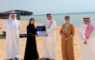 تسليم أول رخصة مشغل شاطئ بالسعودية لشركة إعمار 