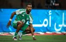 نايف مسعود لاعب الأهلي يتعرض لإصابة بمفصل القدم