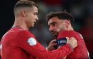 برونو فرنانديز يكشف ما قاله لكريستيانو رونالدو بعد مغادرة معسكر البرتغال