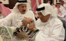 ما لقيت إلا ذي الأيام؟ .. سرعة بديهة محمد عبده تحرج هدية الفريان الإيرانية ..فيديو