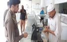 ضبط 14 ألف مخالف وترحيل 10 آلاف - sa