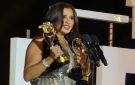 ياسمين عبد العزيز بعد فوزها في THE BEST: بهدي الجوائز لكل اللي بيحاربوني.. فيديو