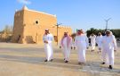  الأمير جلوي بن سعود يزور مقصورة السويلم التاريخية بالبكيرية