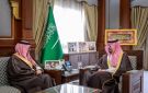 أمير المدينة يستعرض منجزات الجامعة الإسلامية