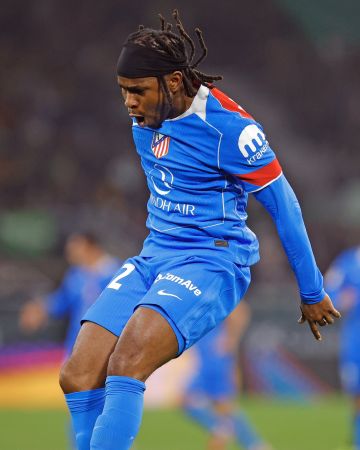 النيجيري لوكمان يصل إلى 100 هدف في مسيرته الكروية النيجيري لوكمان يصل إلى 100 هدف في مسيرته الكروية