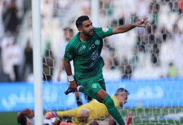 شاهد.. أهداف مباراة الأهلي والشباب