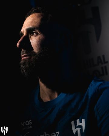 بنزيما: الهلال هو ريال مدريد آسيا