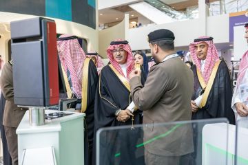 محافظ الهيئة العليا للأمن الصناعي يزور جناح وزارة الداخلية في معرض الدفاع العالمي 2026 محافظ الهيئة العليا للأمن الصناعي يزور جناح وزارة الداخلية في معرض الدفاع العالمي 2026