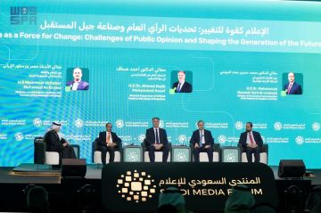 وزراء يناقشون تحديات الرأي العام وصناعة جيل المستقبل بالمنتدى السعودي للاعلام