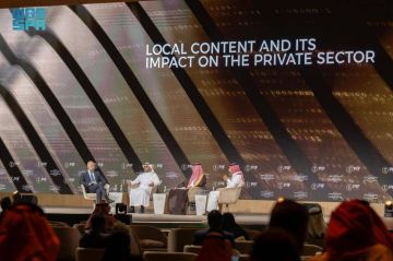 أثر الاستثمار في بناء العوائد ومنظومة الذكاء الاصطناعي في رفع كفاءة الإنتاجية