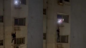 لحظة سقوط لص من الدور العاشر عقب محاولة سرقة فاشلة.. فيديو لحظة سقوط لص من الدور العاشر عقب محاولة سرقة فاشلة.. فيديو