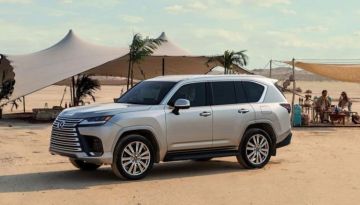 استدعاء آلاف من سيارات لكزس بسبب عيب خطير