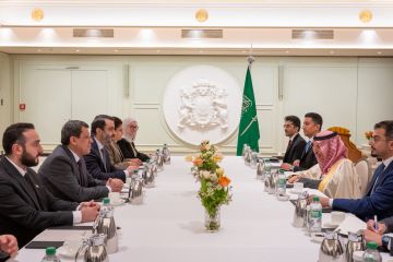 وزير الخارجية يجدد الترحيب بالاتفاق الشامل في سوريا وزير الخارجية يجدد الترحيب بالاتفاق الشامل في سوريا