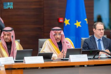 الخريف يرأس اجتماع الطاولة المستديرة مع ممثلي القطاع الخاص البلجيكي