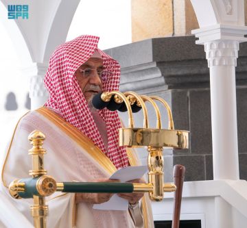 ابن حميد: الخير في ثلاث والكمال في أربع.. والقناعة كنز لا يفنى ابن حميد: الخير في ثلاث والكمال في أربع.. والقناعة كنز لا يفنى