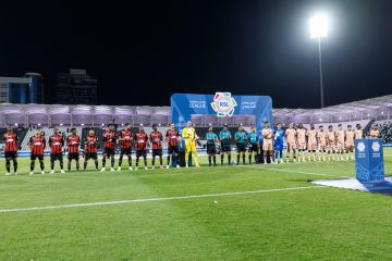 تصرف صادم من حارس مرمى مع حامل الكرات خلال مباراة في الدوري السعودي