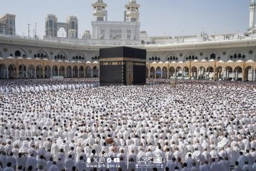 استقبال 19.5 مليون حاج ومعتمر من الخارج خلال عام 2025