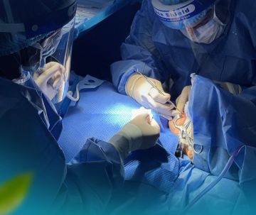 بسمة يتيم يعيد الثقة لابتسامة طفلة أنهكها الخجل وآلام الأسنان بسمة يتيم يعيد الثقة لابتسامة طفلة أنهكها الخجل وآلام الأسنان