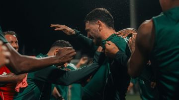 بعثة الأهلي تتوجه إلى الرياض لمواجهة الرياض في دوري روشن