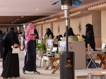 سكان المملكة ينفقون 16 مليار ريال خلال أسبوع