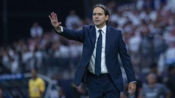 إنزاغي مستمر مع الهلال إنزاغي مستمر مع الهلال