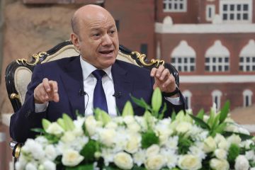 عبر البوابة السعودية .. العليمي يجدد دعوته لاندماج اليمن في مجلس التعاون الخليجي عبر البوابة السعودية .. العليمي يجدد دعوته لاندماج اليمن في مجلس التعاون الخليجي