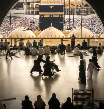 وزارة الحج والعمرة توقف تعاقدات 1,800 وكالة سفر خارجية وزارة الحج والعمرة توقف تعاقدات 1,800 وكالة سفر خارجية