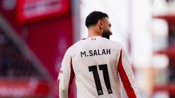 محمد صلاح يثير الجدل مجددا حول مستقبله مع ليفربول حتى 2027