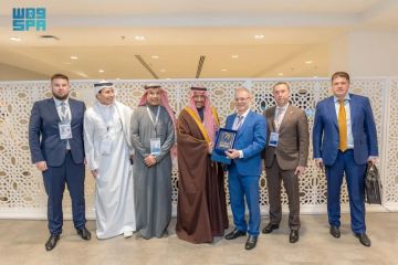 وزير الصناعة يبحث مع إيرباص هليكوبترز فرص توطين صناعة الطيران وسلاسل إمدادها بالمملكة وزير الصناعة يبحث مع إيرباص هليكوبترز فرص توطين صناعة الطيران وسلاسل إمدادها بالمملكة