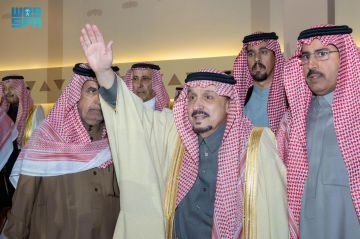 احتفاء يوم التأسيس بقصر الحكم يتوج بتسجيل رقم قياسي في غينيس لأكبر عرضة سعودية احتفاء يوم التأسيس بقصر الحكم يتوج بتسجيل رقم قياسي في غينيس لأكبر عرضة سعودية