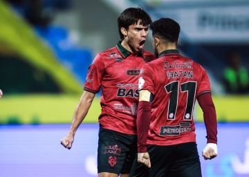 الخلود يصعق الخليج في الوقت القاتل الخلود يصعق الخليج في الوقت القاتل