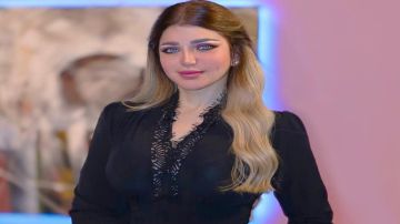 إصابة ياسمين الخطيب بعدوى بكتيرية في أنسجة بشرة الوجه.. صور إصابة ياسمين الخطيب بعدوى بكتيرية في أنسجة بشرة الوجه.. صور