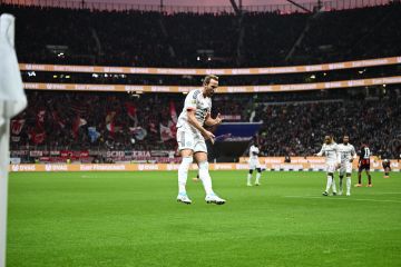 بايرن يجري محادثات مكثفة مع هاري كين