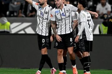 في روشن.. الشباب يتخطى الفيحاء بهدف براونهيل