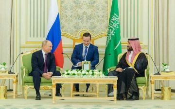 ولي العهد يبحث مع بوتين الأحداث الإقليمية والعلاقات الثنائية وسبل تطويرها