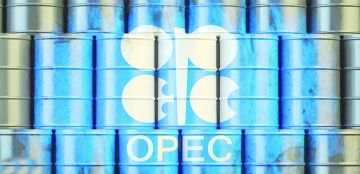 أوبك بلس تعتزم دراسة زيادة الإمدادات بعد قصف إيران